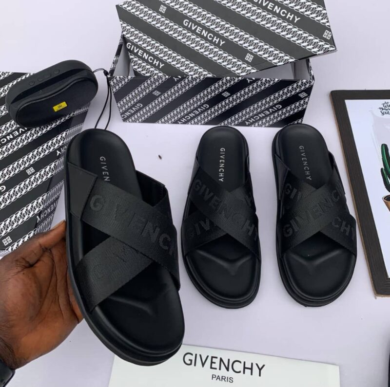 Givenchy top quality slippers