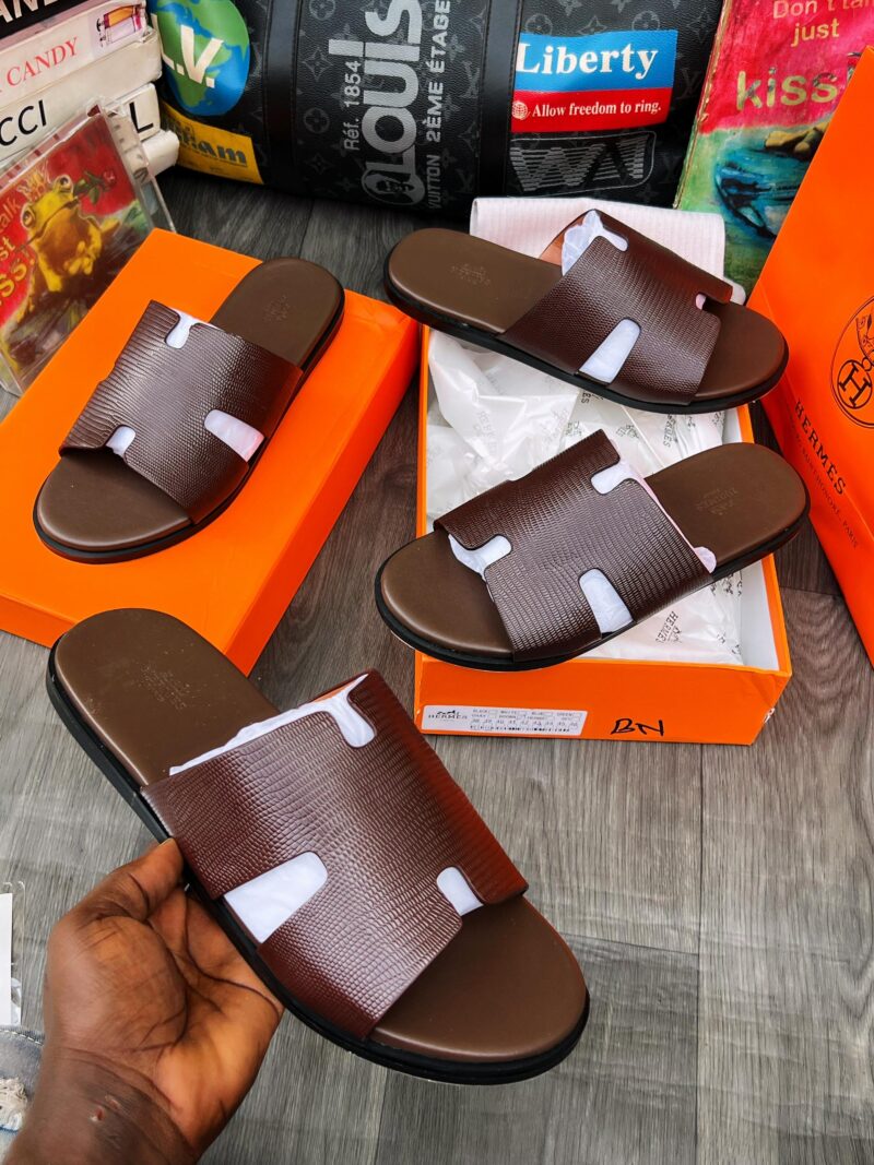 Hermes quality slippers