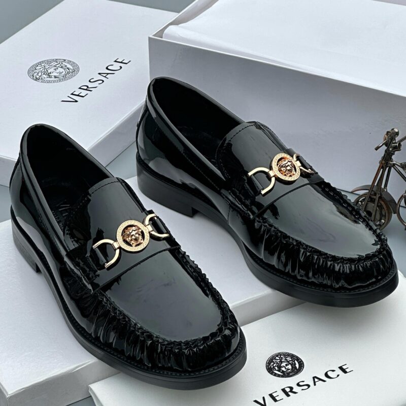 Vc Medusa Luxury Leather Shoe 👞 - Image 2