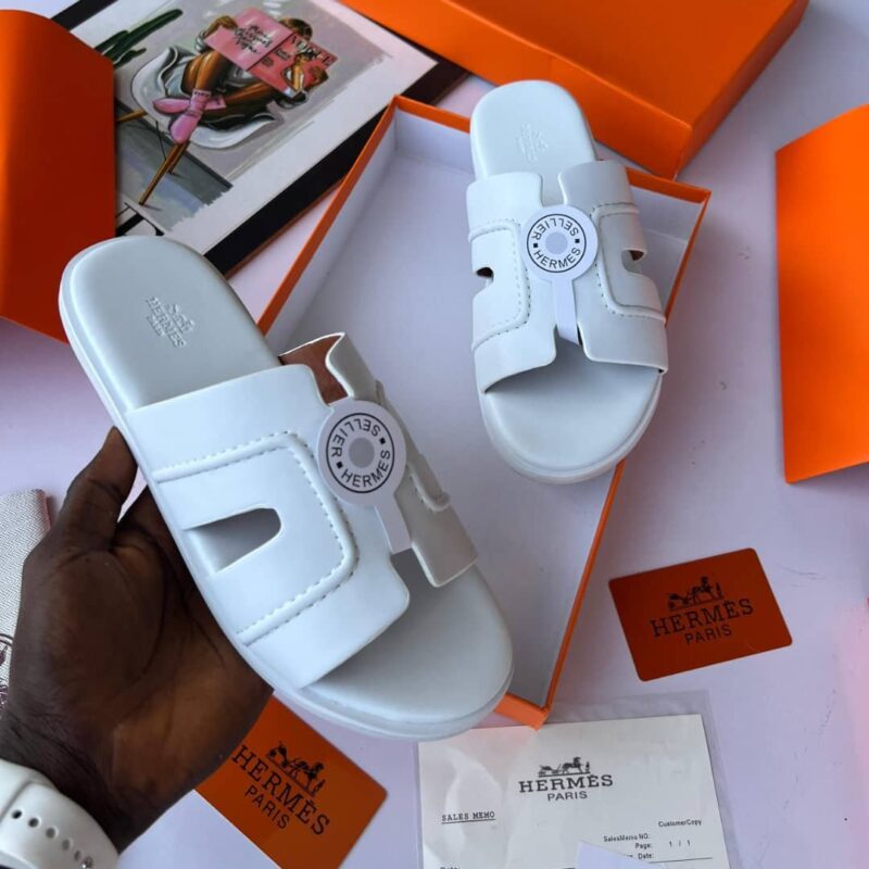Hm's-Top Quality Leather Slippers 👌