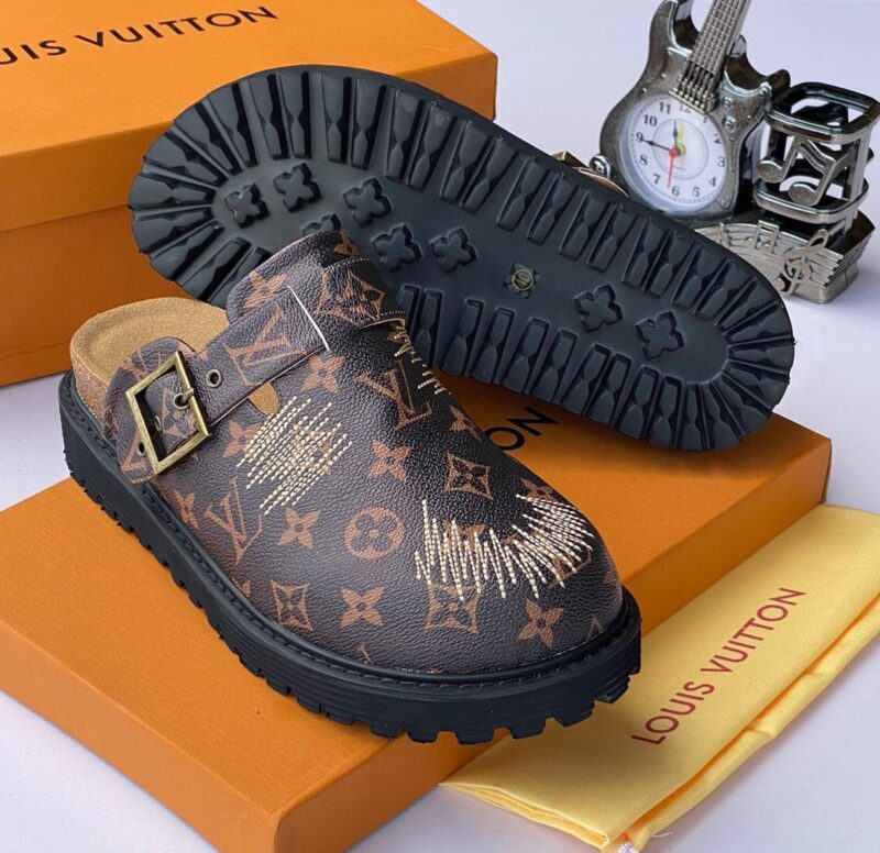 Luxury Leather Mule - Image 2