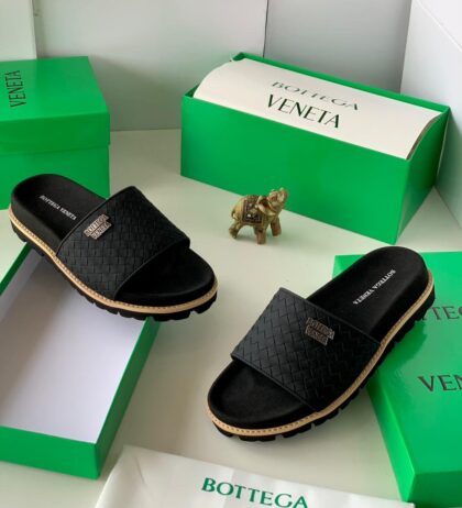 Bottega Veneta Luxury Slippers ✨️ ♥️