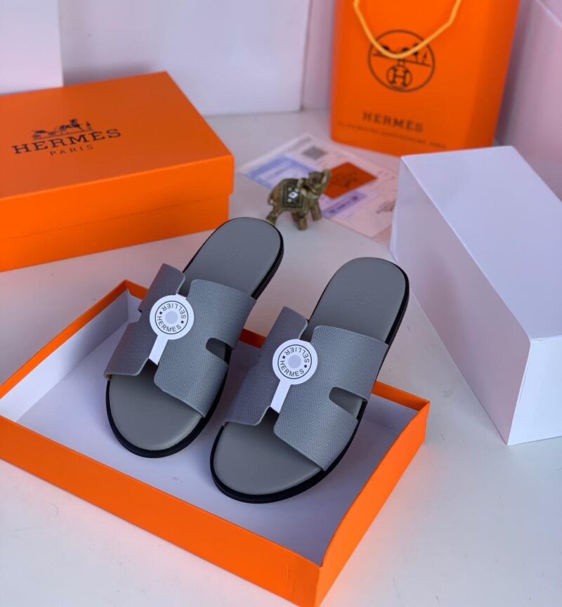 Hs Top Quality Men's Slippers 👌 - Image 2