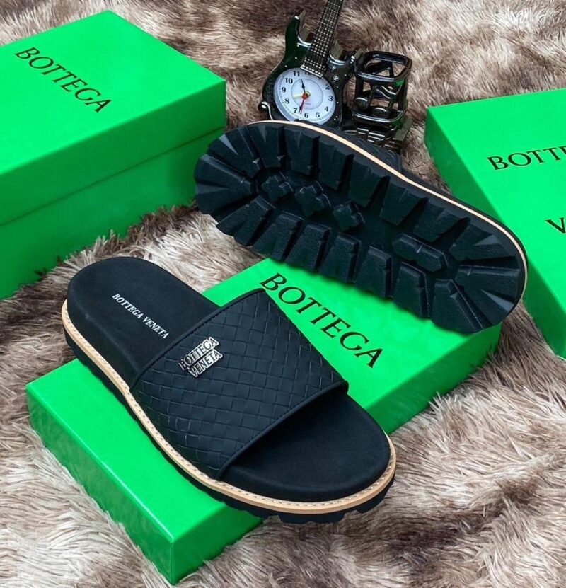 Bottega Veneta Luxury Slippers ✨️ ♥️ - Image 2