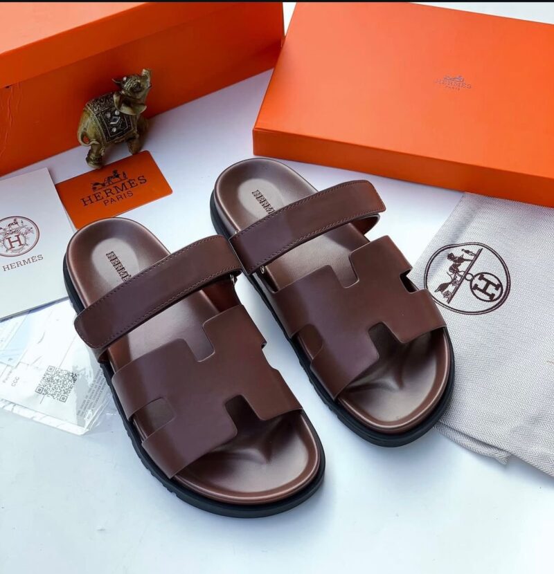 Hs Top Quality Luxury Slippers ✨️ - Image 3
