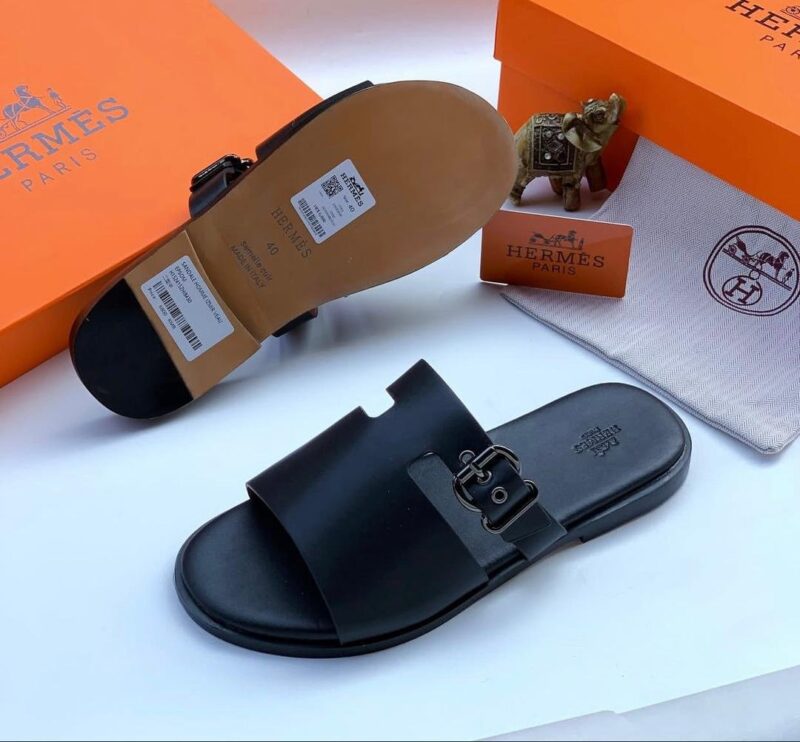 Hm's Top Quality Men's Leather Slippers 👌 - Image 3