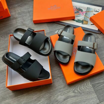 Hs Top Quality Luxury Sandals