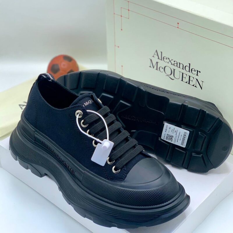 High Quality Designer Luxury Sneakers 👟 - Image 3