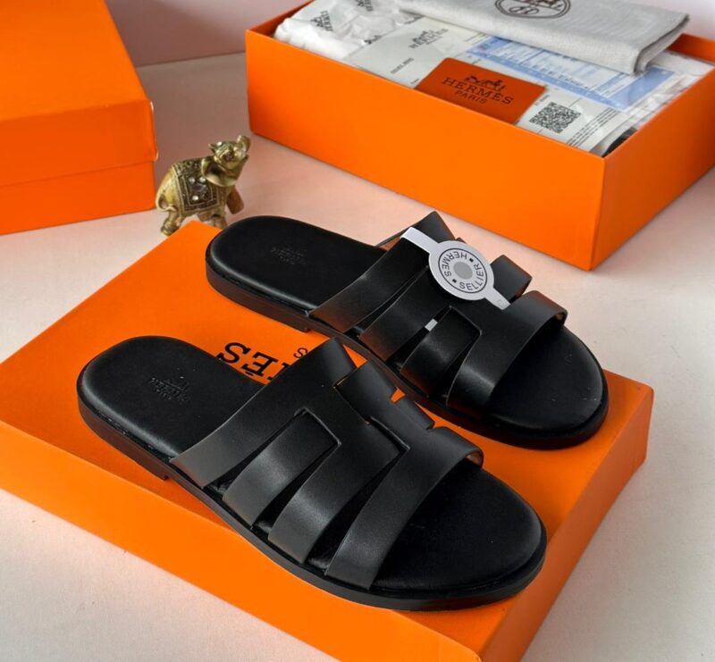 Hs Luxury Slippers ✨️ - Image 2