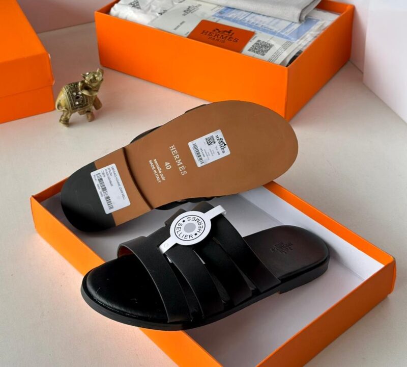 Hs Luxury Slippers ✨️