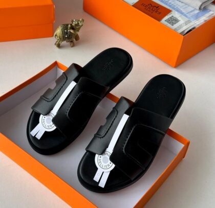 Hs Luxury Slippers ✨️