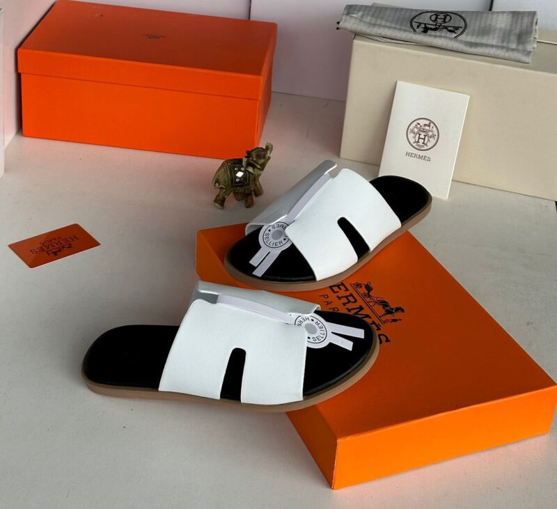 Hs Luxury Slippers ✨️ - Image 2
