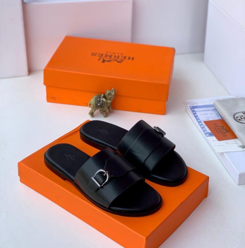 Hs Luxury Slippers ✨️
