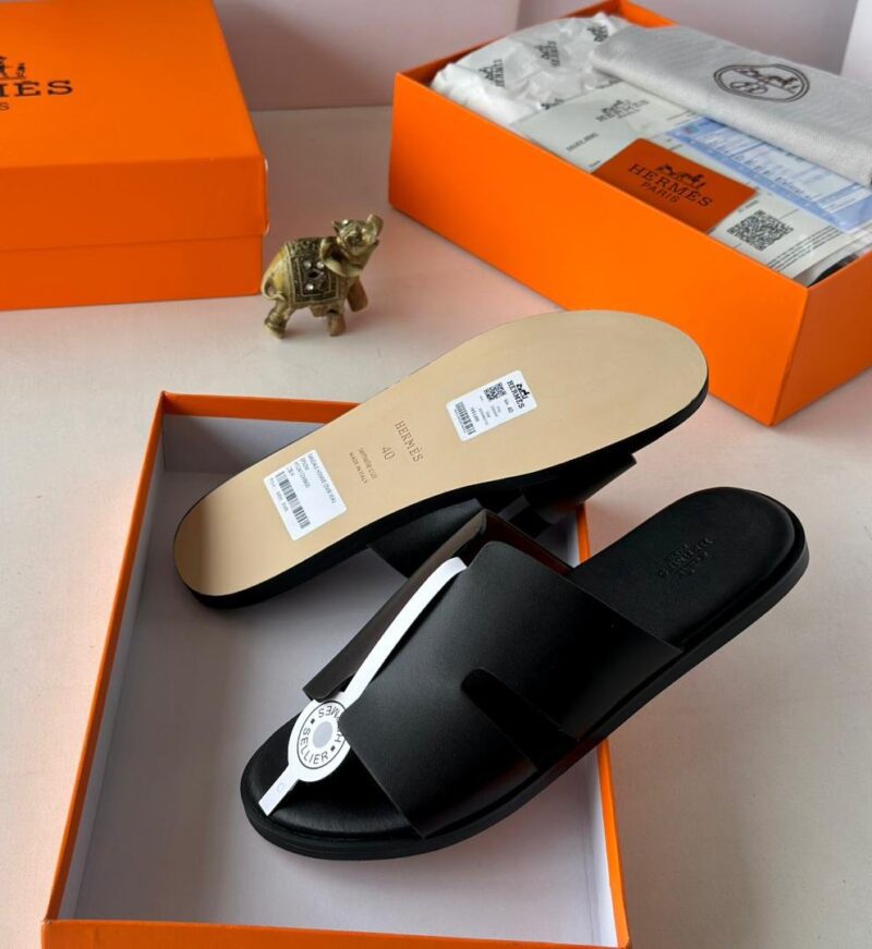 Hs Luxury Slippers ✨️ - Image 2