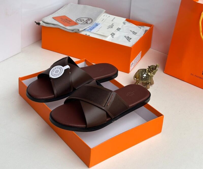 Hs Luxury Slippers ✨️ - Image 2