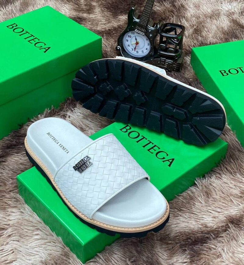 BT Veneta Luxury Leather Slippers - Image 2