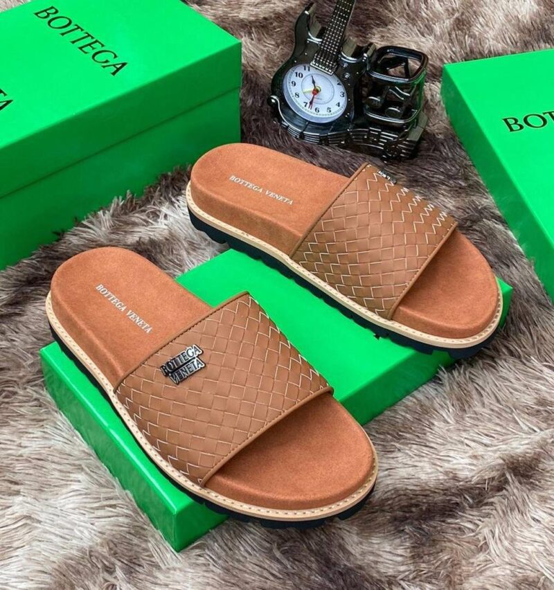 BT Veneta Luxury Leather Slippers - Image 3
