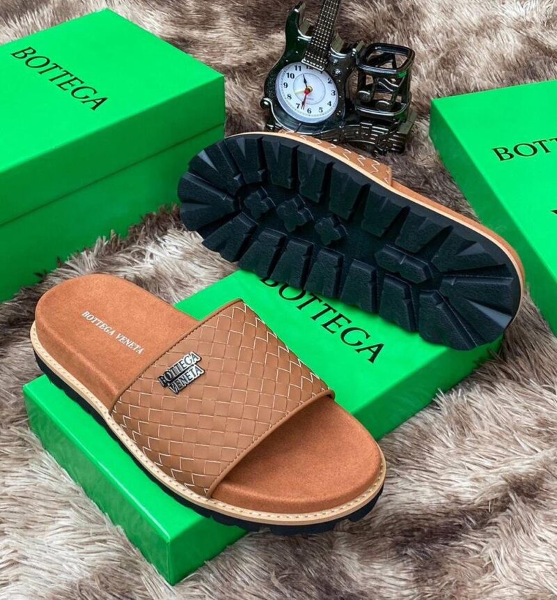 BT Veneta Luxury Leather Slippers - Image 2