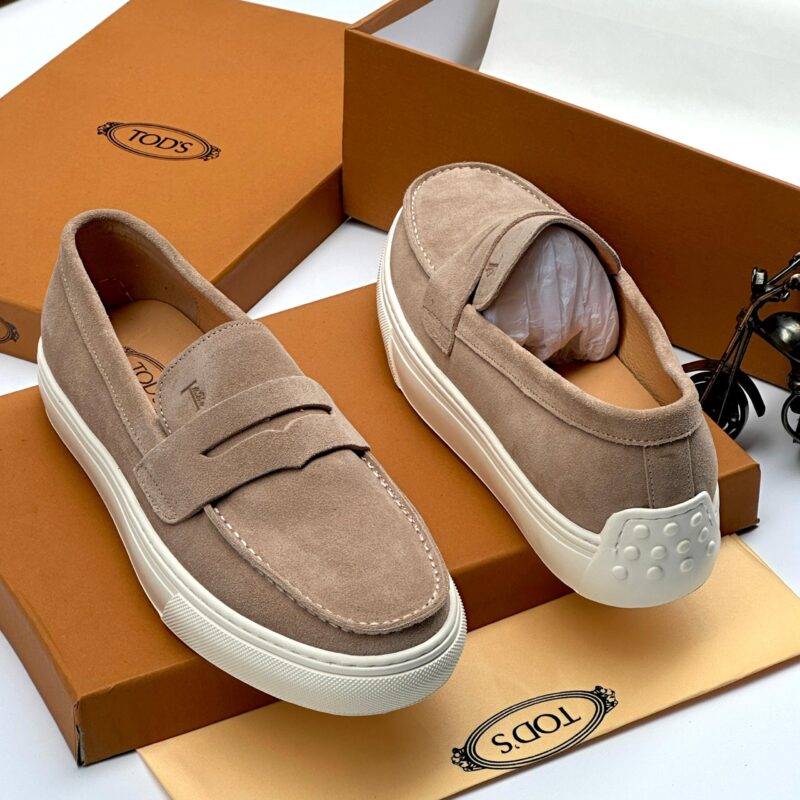 Tods Luxury Leather Shoe 👞 - Image 2