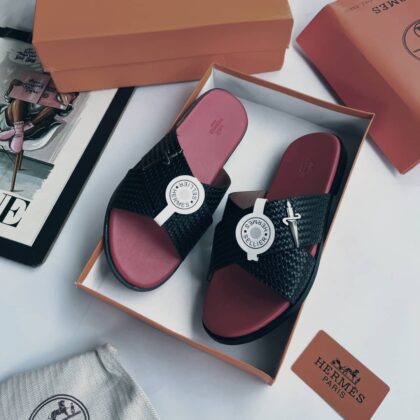 Hs Luxury Slippers ✨️