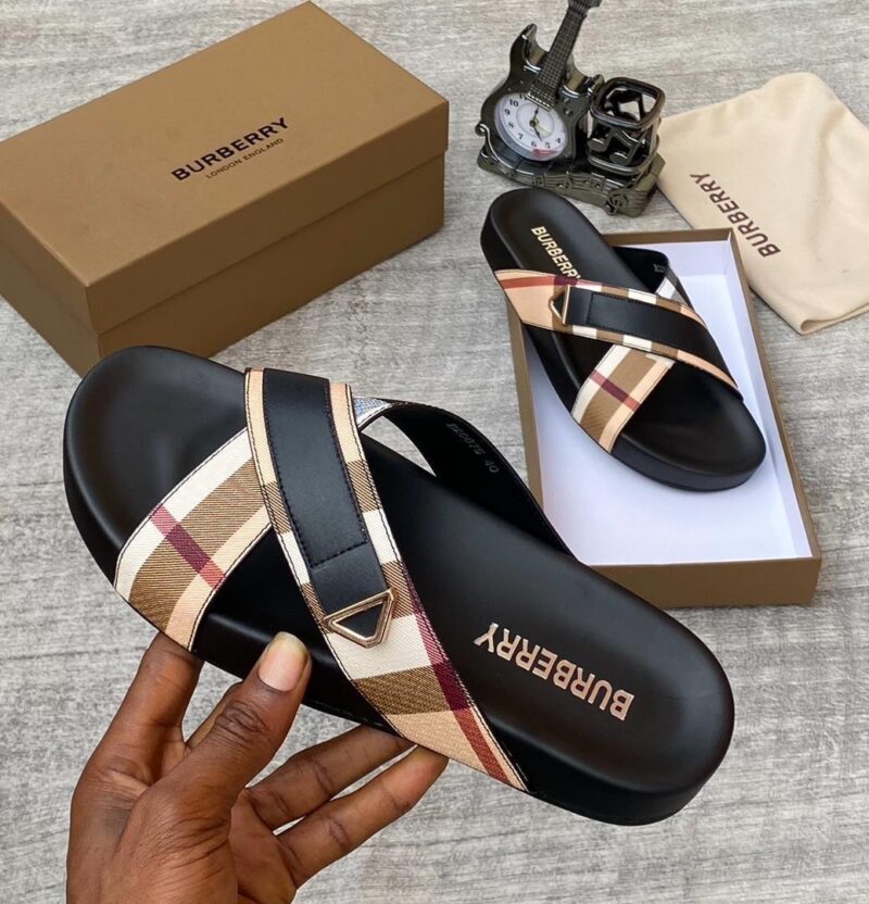 Bberry Luxury Slippers ✨️ ♥️