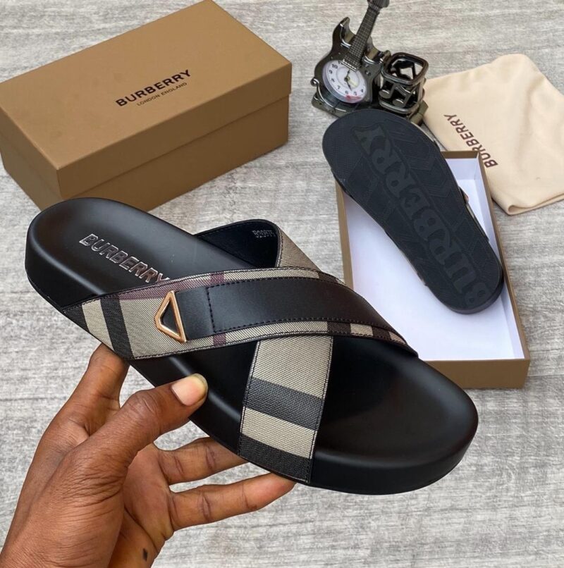 Bberry Luxury Slippers ✨️ ♥️ - Image 5