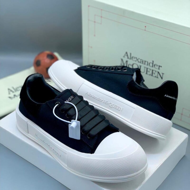 Alex McQueen Luxury Sneakers 👟 - Image 3