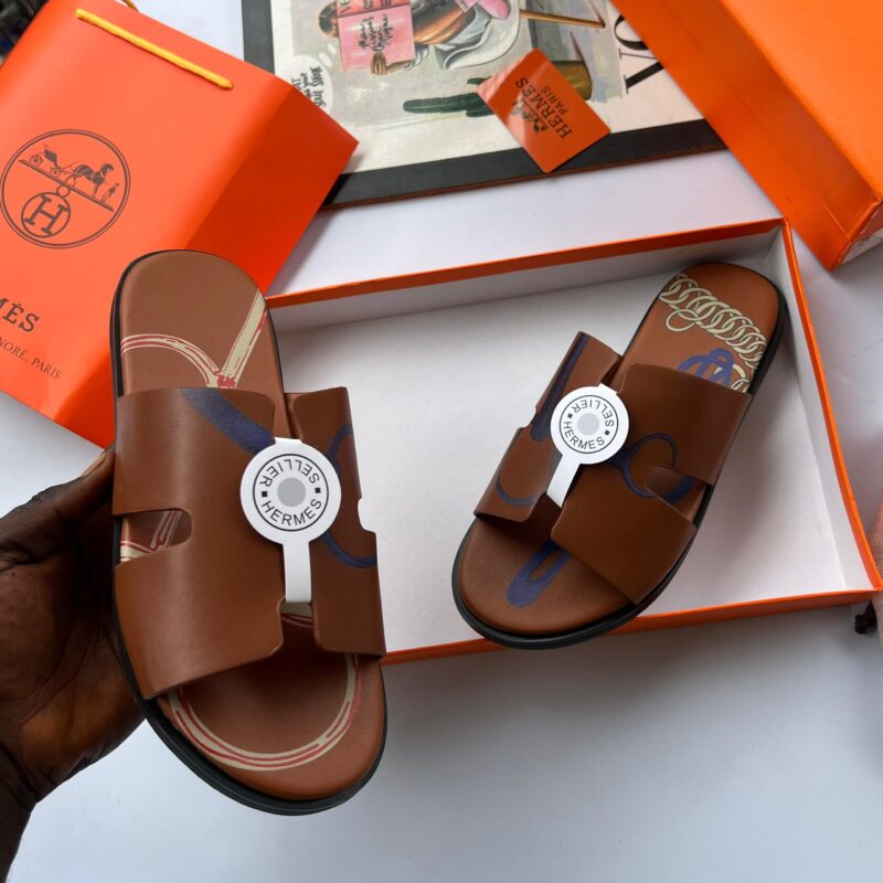 Hs Luxury Slippers ✨️ - Image 3