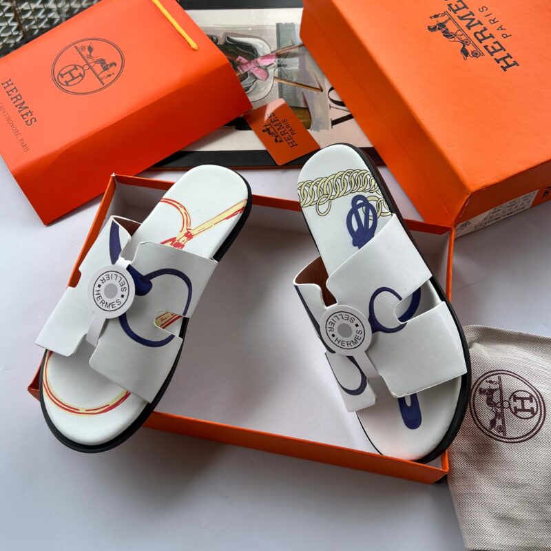 Hs Luxury Slippers ✨️ - Image 5