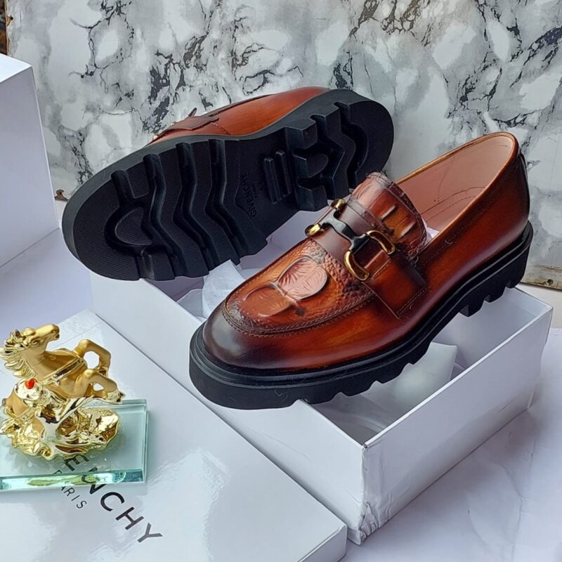 Gv Luxury Leather Shoe