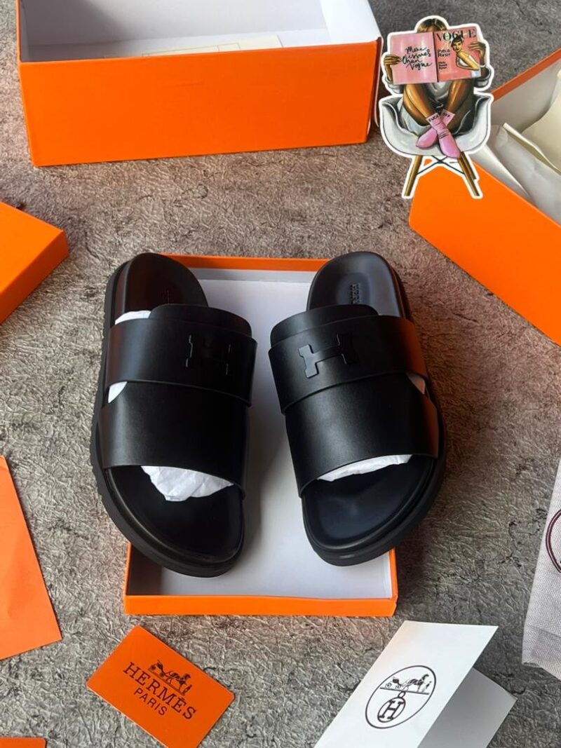 H Men's Luxury Slippers ✨️ - Image 3