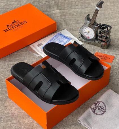 Hs Luxury Slippers ✨️