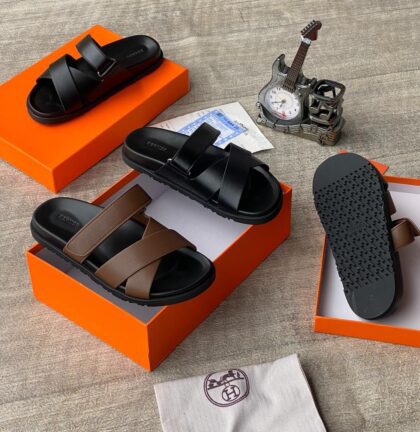 H s Luxury Slippers ✨️