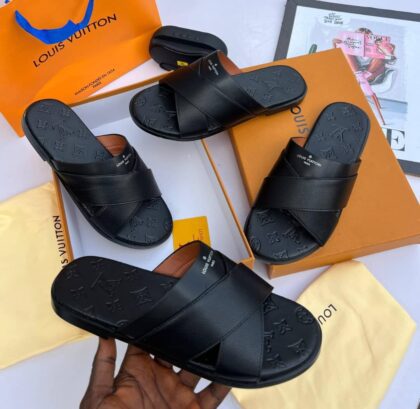 LV High Quality Slippers