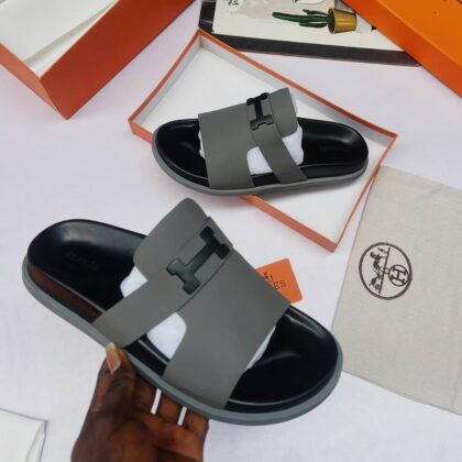 H Men's Luxury Slippers ✨️