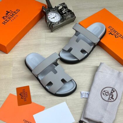 H S Luxury Slippers ✨️