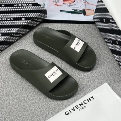 Gv Luxury Leather Slippers