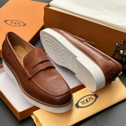 Tods Luxury Leather Shoe