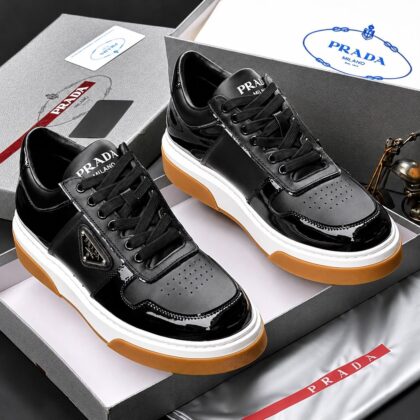 High Quality Luxury Sneakers