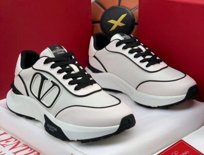 High Quality Luxury Sneakers