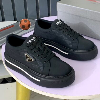 High Quality Designer Luxury Sneakers